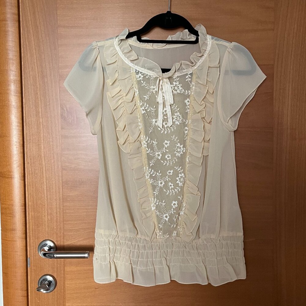 Sheer Floral Embroidered and Ruffled Short Sleeve Blouse, Size S/M